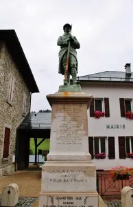 Le monument aux Morts