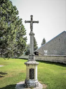 Церковный крест, западное лицо (© J.E)
