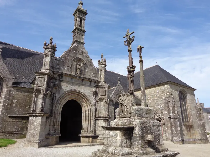 Église Notre-Dame et Saint-Tugen - Monument à Brasparts