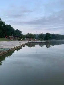 Lago, remo, pedalinho...