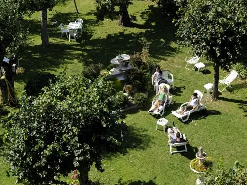 Brides-les-Bains - Jardin