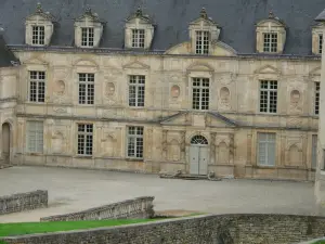  Château de Bussy-Rabutin (© Frantz)