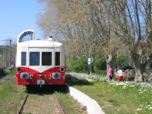 La estación de los años 50 Carnoules y vagones