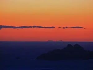 Het Canigou-massief gezien vanaf Cap Canaille bij Cassis