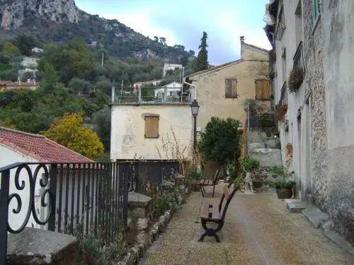 Castagniers Tourisme, Vacances & Weekend