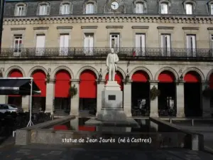 estatua de Jean Jaurès