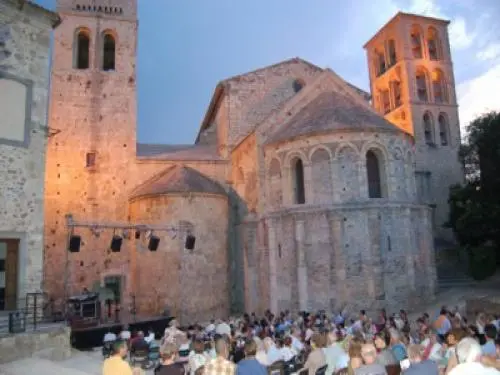 Caunes-Minervois - Tourism, holidays & weekends guide in the Aude