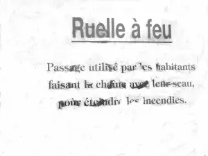 Explicações no beco com fogo (© Jean Espirat)