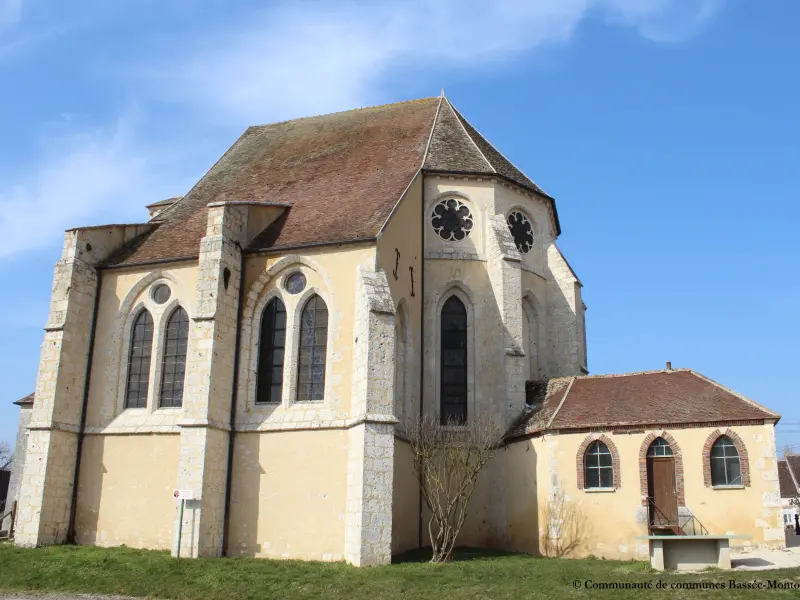 Igreja Saint-Étienne - Monumento em Chalmaison