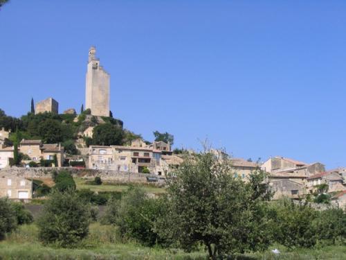 Château de Chamaret Monument à Chamaret