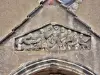 Lintel of the church, representing the stoning of St. Stephen (© J.E)