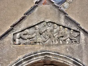 Lintel der Kirche, die die Steinigung des Stephanus (© J. E)