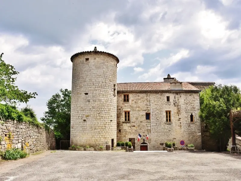 Castelo de La Vernade - Monumento em Chassiers