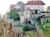 Panorama rapproché sur le quartier de l'ancienne abbaye (© Jean Espirat)