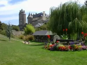 Vue du château de Châteaugiron