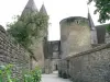 Châteauneuf-en-Auxois（©Frantz）