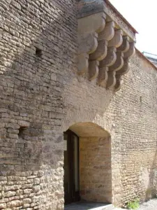Mâchicoulis mur d'enceinte du XIIIe