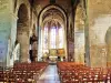 Nave of the Saint-Nicolas church (© Jean Espirat)