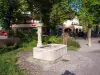 Chens-sur-Léman - Центр деревни - общественный фонтан