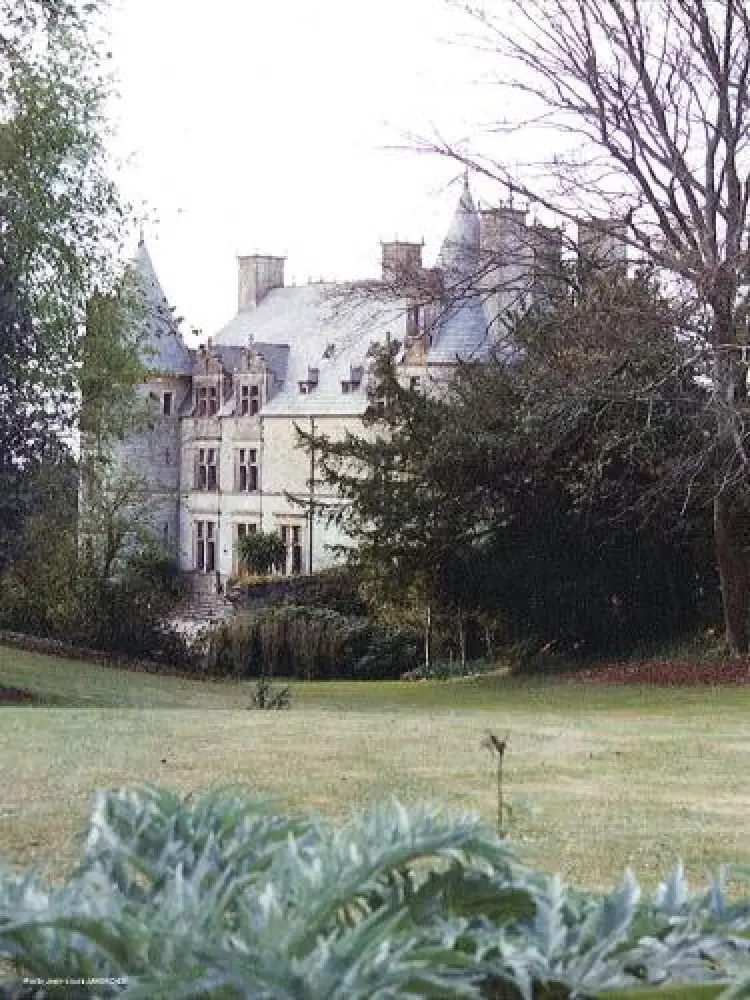 Cherbourg-en-Cotentin - Tourlaville - Château des Ravalet