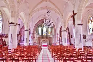 Интерьер церкви Сен-Дени