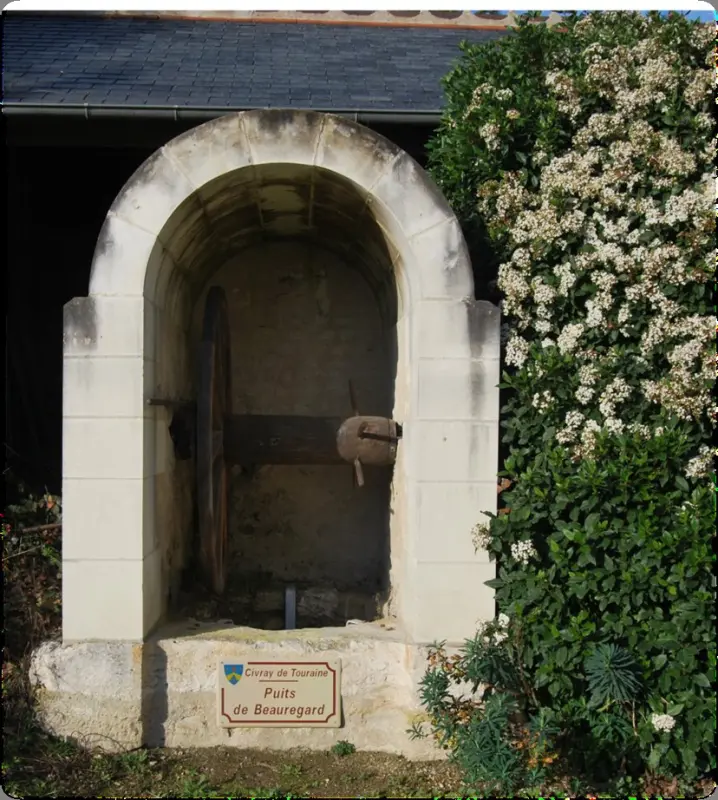 Puits de Beauregard - Monumento a Civray-de-Touraine