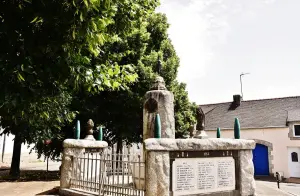 The war memorial