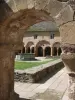 Conques-en-Rouergue - Conques, o claustro românico