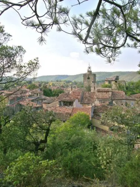 Correns - Führer für Tourismus, Urlaub & Wochenende im Var