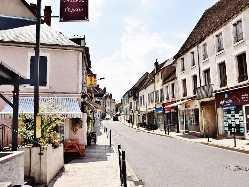 Photos CosneCourssurLoire Tourism, Holidays & Weekends