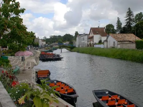 Coulon - Führer für Tourismus, Urlaub & Wochenende in den Deux-Sèvres