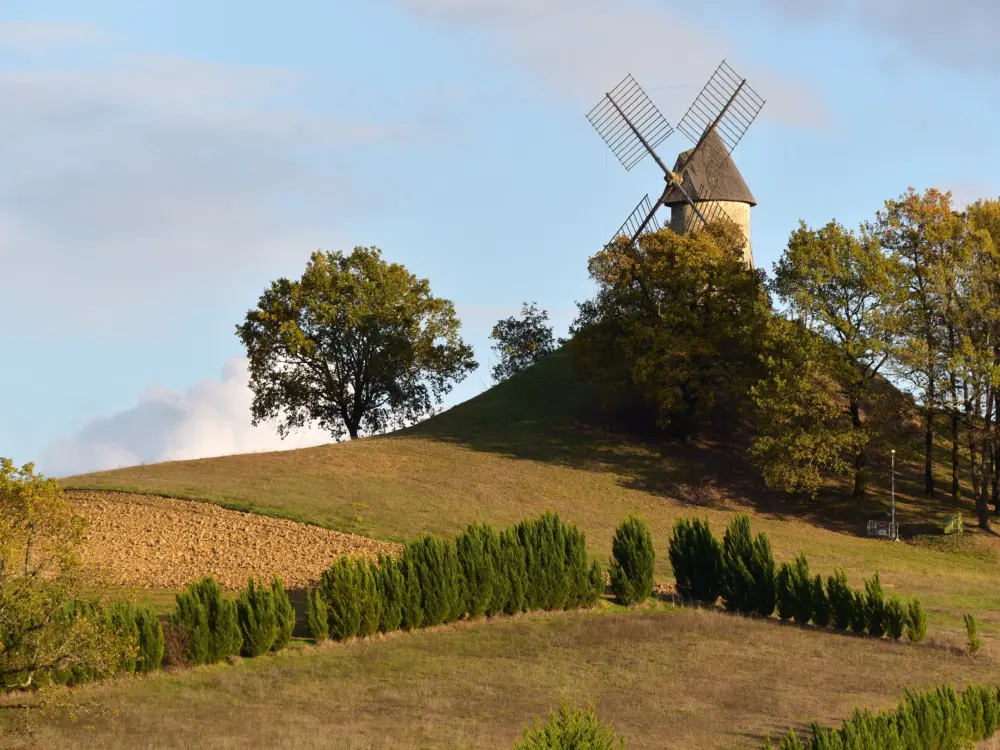 Photos Moulin de Coulx Monument à Coulx