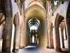 Nave of the old Saint-Nicolas church (© Jean Espirat)