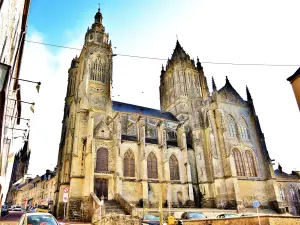 Église Saint-Pierre (© Jean Espirat)