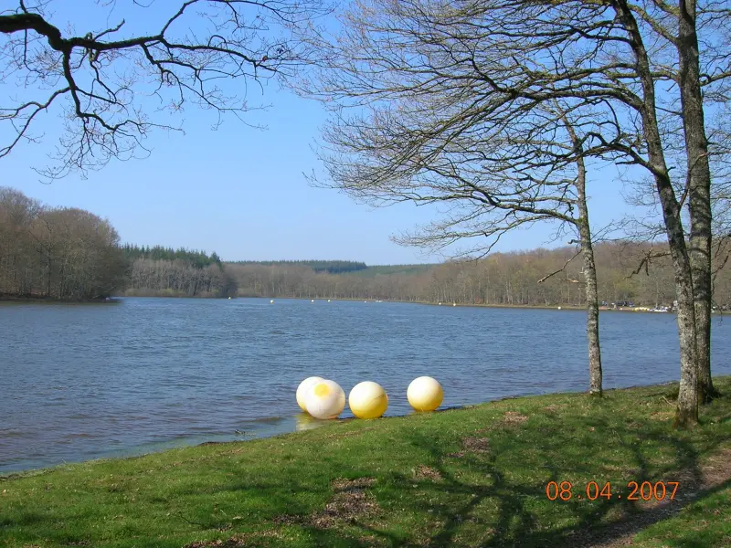 Pond of Aron - Natural site in Crux-la-Ville