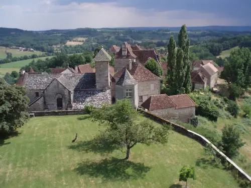 General view, Church of St. Bartholomew, La Johannie