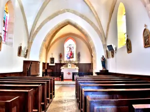 Nef de l'église Notre-Dame du mont Guérin, à Marpain (© J.E)