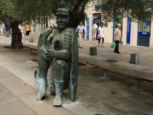 Statua del legionario romano e il suo cane