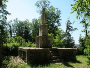 Parco della casa di Notre-Dame du Pouy