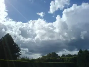 Cielo nublado en Dijon (© jeremB)