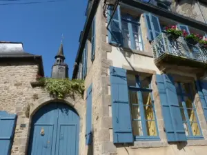 Dinan