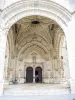 Portico e portale ovest della chiesa collegiata di Dole (© J.E)