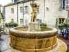 Dole - ​​Children's Fountain with Amphora (© J.E)