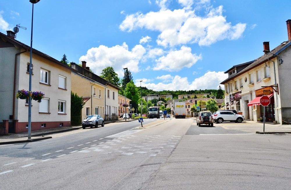 写真 Dortan 観光、ヴァカンス、週末