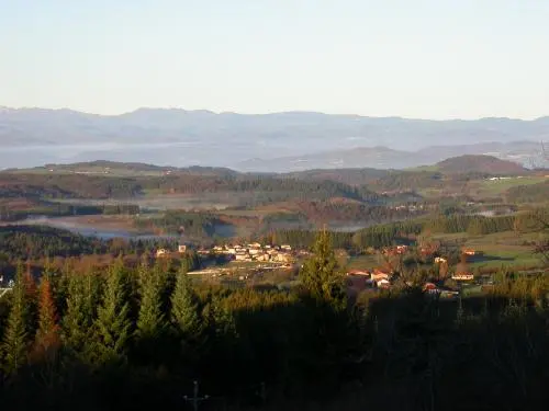 Bilder Échandelys Tourismus, Urlaub & Wochenende