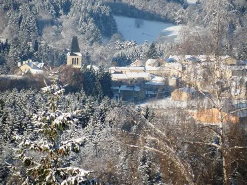 Bilder Échandelys Tourismus, Urlaub & Wochenende