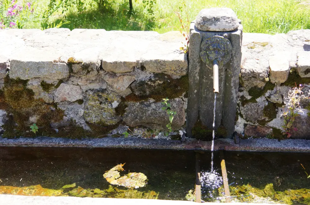 Bilder Échandelys Tourismus, Urlaub & Wochenende