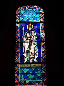 Dentro de la iglesia - vitral de San Luis