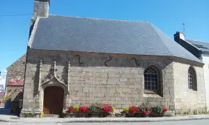 Tür der Lann-Groëz Kapelle, klassifiziert als historisches Denkmal