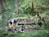 Scène préhistorique d'inhumation (© J.E)